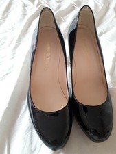 High heels getragen schwarze