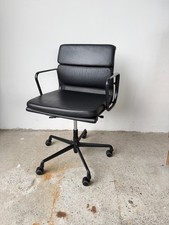 Vitra EA 217 Leder Chair