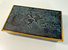Erhard & Söhne - Zigarettenkiste  Messingguß, patiniert  - 13 x 7,5 x 3 cm