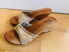 Vintage Wedges  TIKI Style 37 Holz  clogs Blumen Schnitzerei Pin Up 50s Schuhe
