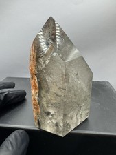 Einschlussreicher Bergkristall