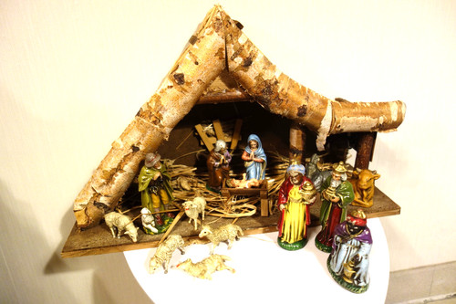 Weihnachtskrippe mit stall - mit, *
