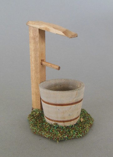 Brunnen klein mit trog - brunnen,
