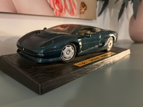 Maisto jaguar xj220 1992 18 - jaguar, 1:18