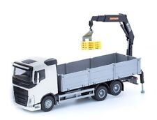 Emek 50352 - Volvo FH Lkw mit Ladekran - Truck  & Hiab Crane weiß - 1:25