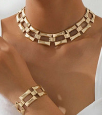 Zara 18K vergoldet Grob Große