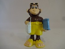 Urwaldtier Affe zum Sammeln / Affen Junge mit Strandtuch