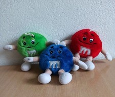 M&M Plüsch Hänger Green