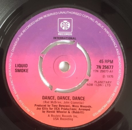 Liquid smoke dance - smoke,