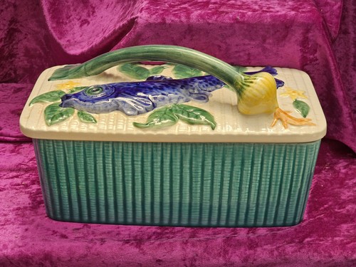 Große dekorative fischterrine - dekorative,
