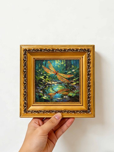 Goldene libelle wald - goldene,