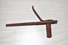 Altes ddr türscharnier - altes,