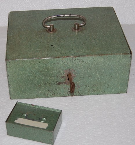 Alte schäbige ddr - alte,