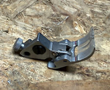 Nähfuß mit Schraube für Nähmaschine PFAFF 1051 tipmatic Typ: 0100A