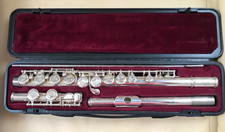 Schöne Querflöte Yamaha 211