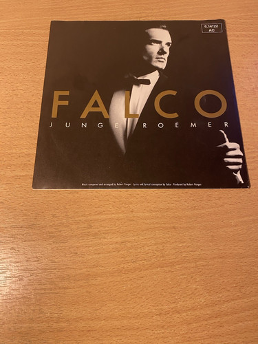 Falco junge roemer - 7",