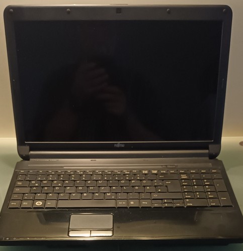 Fujitsu lifebook ah530 - fujitsu,