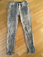 Jeans Grau mit Reptil Muster ??