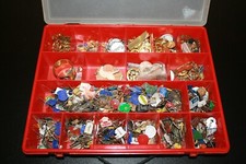 Anstecknadel Sammlung --- Riesiges Konvolut