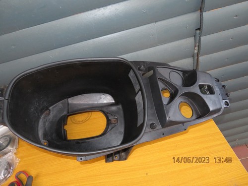 Piaggio diesis helmfach 2 - piaggio,