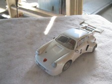Carrera Universal 132 Porsche 911 RSR neu aufgebaut perlmutt weiß