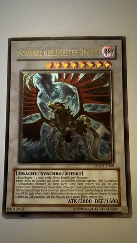 Schwarz geflügelter drache - geflügelter,
