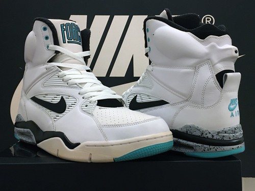 Vintage 2015 nike air command - vintage,