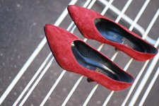 Hogl Vintage 80er Wildleder Pumps Bordeauxrot Kitten-Heels Gr. 38.5