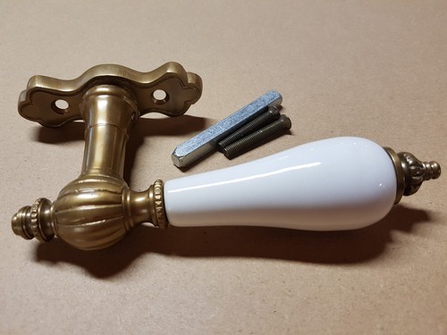 Antik style messing - style,
