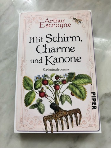 Mit schirm charme und - mit, kanone