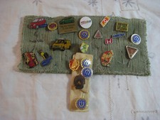 Sammlung / Konvolut Anstecknadeln u.a. Renault , Fiat , IG Metall , Musikverein