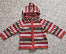 Schicke, gestreifte Strickjacke  mit Kapuze von Topolino, Größe 86