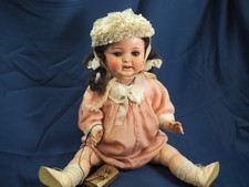 HEUBACH KÖPPELSDORF Porzellankopf-Puppe, gemarkt 342.7 Germany