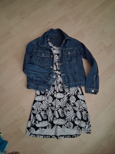 Sommerkleid und jeansjacke - sommerkleid,