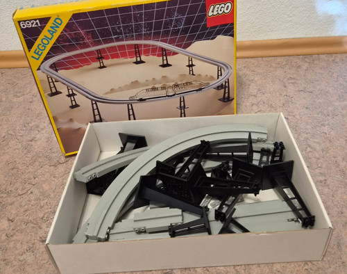 Lego space monorail 6921 - lego,