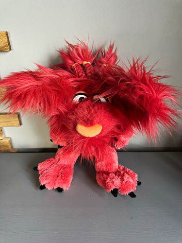 Living puppets schute - puppets,