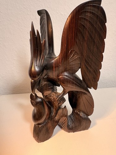 Handgeschnitzte holzfigur - handgeschnitzte,