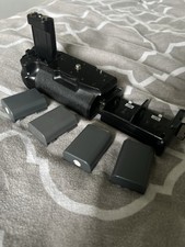 Canon Akkugriff BG-E3 + 4x BP-511A Batterien