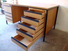 heller Schreibtisch mit Schubladen u. Metall Fuß  Mid-century 60er - 70er Jahre