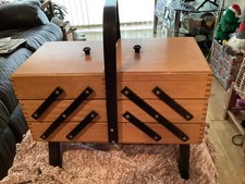 VINTAGE HOLZ GALOPPHEBEL