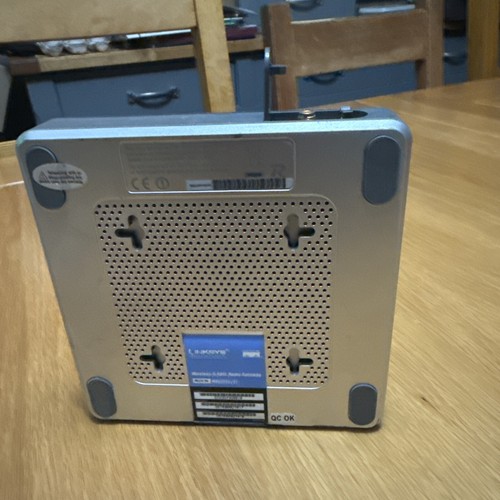 Linksys 100 wlan router - 10/100, wlan-g-router