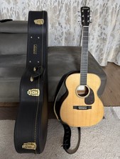 Akustische Gitarre Larrive‘e OM-03 Made In Canada voll massiv  