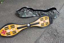 Skateboard Waveboard für Kinder, Leuchträder + Aufbewahrungstasche 