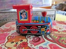 Kleine Vintage Blech-Lok zum