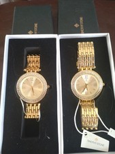 Damen-Armbanduhr Gelbgold Nachbildung mit Glitzersteinchen!!! Nie Benutzt!!! NEU