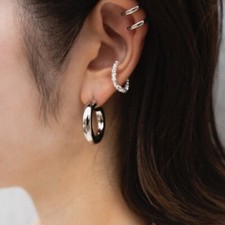 Dicke Creolen in Silberfarbe