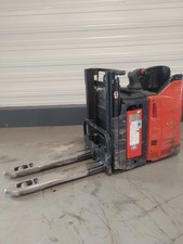Linde Elektro Hochhubwagen mit Fahrerstand L12LSP - G 667