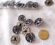 Konvolut Knöpfe in Knopfröhrchen, mit Steg, 22 mm, altsilber, N E U - Metall