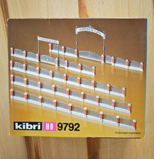Kibri H0 9792 Bausatz Fabrikzaun mit Toren Farben AG Länge ca. 124cm NEU/OVP