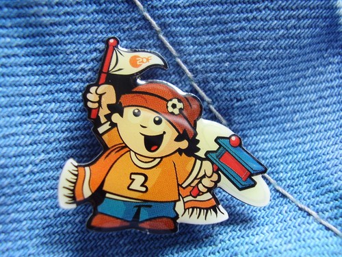 Pin mainzelmännchen fan jubel - pin, fan-jubel